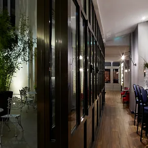 Mademoiselle Hotel Paris